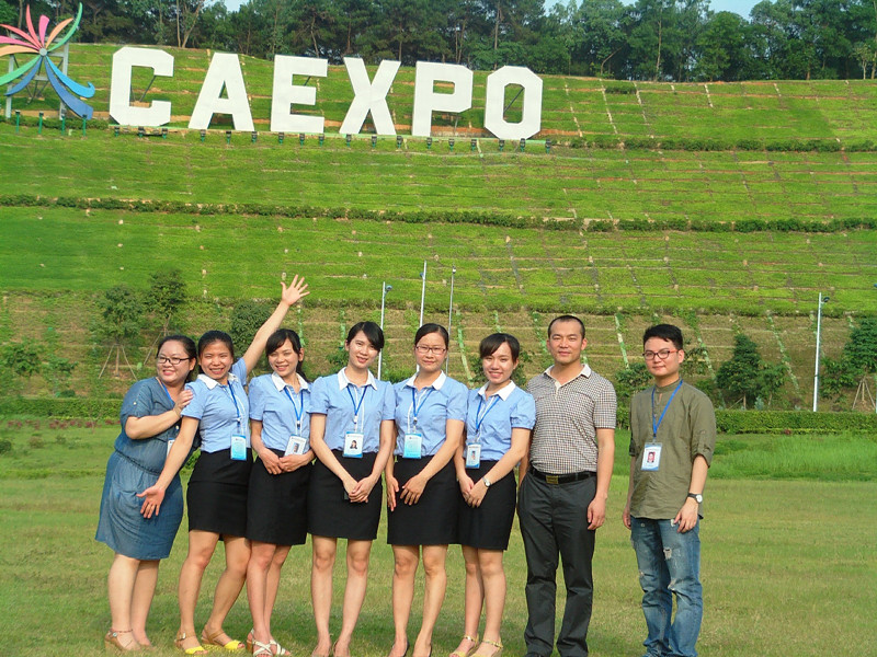 會(huì )展中心合影留念